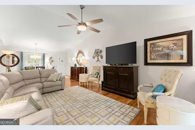 551 Lake Place Drive #5, Lavonia, GA 30553 - Photo 9