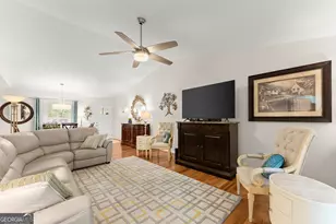 551 Lake Pl Dr, Lavonia, GA 30553 - Photo 9