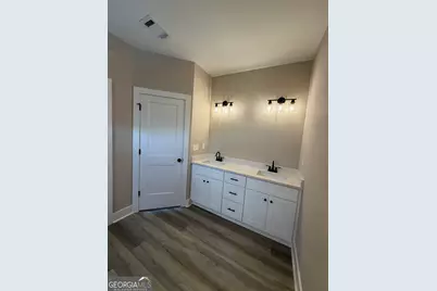 54 Melville Brown Road, Williamson, GA 30292 - Photo 9