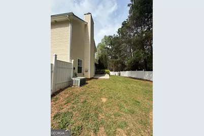 10945 Tara Village Way, Jonesboro, GA 30238 - Photo 15