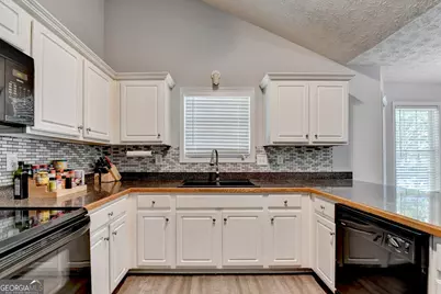 2290 Taylor Pointe Way, Dacula, GA 30019 - Photo 15