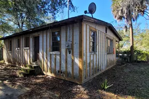 2109 Hanson St, Savannah, GA 31404 - Photo 3