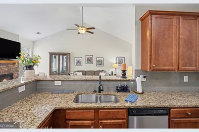 720 Hot Springs Trail, McDonough, GA 30252 - Photo 17