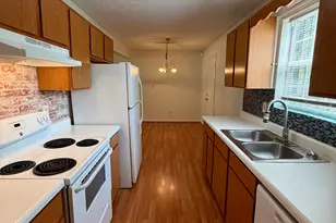 2720 Sapphire St, Atlanta, GA 30349 - Photo 9