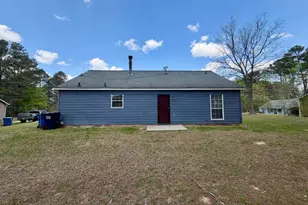 2720 Sapphire St, Atlanta, GA 30349 - Photo 3