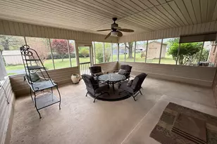 211 Ellen St, Summerville, GA 30747 - Photo 7