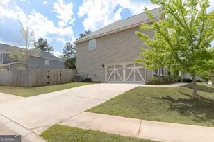207 Goldenrod Trl, Perry, GA 31069 - Photo 5