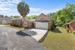 1667 Pondside Dr, Statesboro, GA 30458 - Photo 1