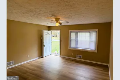 1345 Labelle Street, Jonesboro, GA 30238 - Photo 9