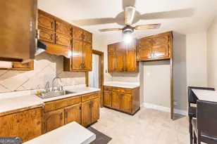 520 Villa Esta Cir, Macon, GA 31206 - Photo 17