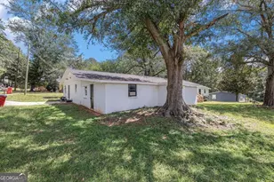 329 Pine Cir, Bowdon, GA 30108 - Photo 1