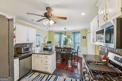 9372 Wendover Court, Jonesboro, GA 30236 - Photo 9