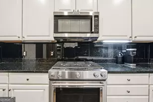 77 Peachtree Pl NE, Atlanta, GA 30309 - Photo 21