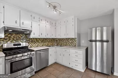 4149 Silver Hill Court, Snellville, GA 30039 - Photo 9