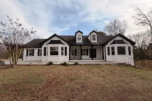 4625 Spout Springs Rd, Buford, GA 30519 - Photo 1