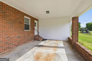 93 Carlton Ave, Union Point, GA 30669 - Photo 39