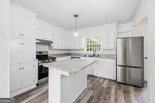 93 Carlton Ave, Union Point, GA 30669 - Photo 17