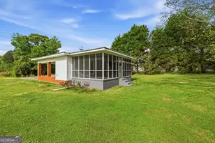 93 Carlton Ave, Union Point, GA 30669 - Photo 35