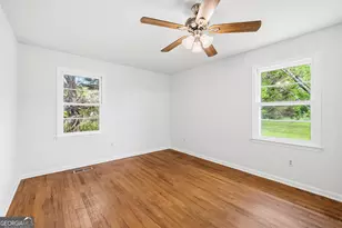 93 Carlton Ave, Union Point, GA 30669 - Photo 29