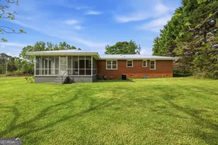 93 Carlton Ave, Union Point, GA 30669 - Photo 37