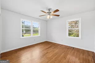 93 Carlton Ave, Union Point, GA 30669 - Photo 31