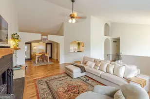 2084 Township Dr, Woodstock, GA 30189 - Photo 3