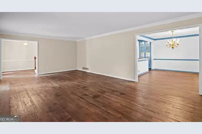 6255 Mountain Brook Lane, Atlanta, GA 30328 - Photo 9