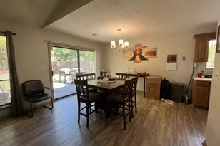 8132 Creekstone Ct, Riverdale, GA 30274 - Photo 5