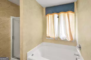 4411 Ravenwood Dr, Union City, GA 30291 - Photo 25