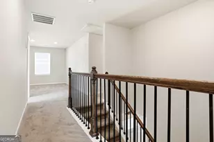 135 Post Oak Dr, Jackson, GA 30233 - Photo 17