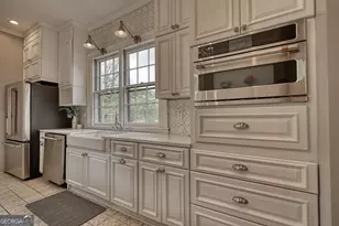 172 N 2nd St, Madison, GA 30650 - Photo 25