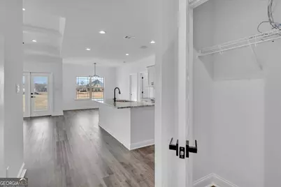 165 Early Drive, Byron, GA 31008 - Photo 7