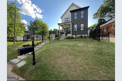 727 Cascade Avenue SW, Atlanta, GA 30310 - Photo 1