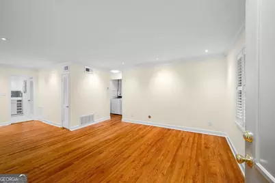 3510 Roswell Road NW #M4, Atlanta, GA 30305 - Photo 5