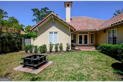 120 Governors Circle, Saint Simons, GA 31522 - Photo 17