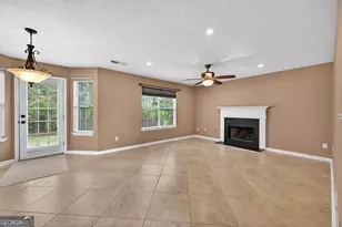 1380 Pebble Beach Ln, Hampton, GA 30228 - Photo 7