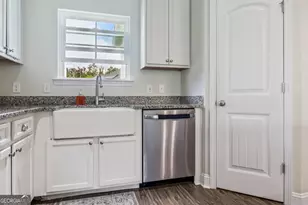 135 Shelton St, Richmond Hill, GA 31324 - Photo 5