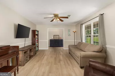 543 Pointe West Dr, Dublin, GA 31021 - Photo 7