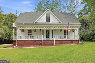 21 Smith St, Grantville, GA 30220 - Photo 1