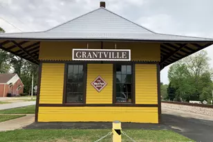 21 Smith St, Grantville, GA 30220 - Photo 71