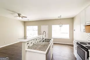 5071 Windsor Forrest Ln, Atlanta, GA 30349 - Photo 5