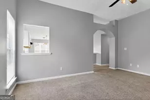 5470 Twin Lakes Dr, Atlanta, GA 30349 - Photo 9