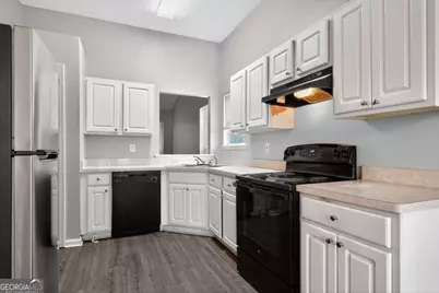 5470 Twin Lakes Drive, Atlanta, GA 30349 - Photo 3