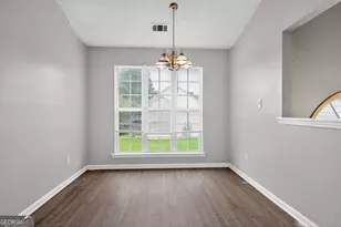 5470 Twin Lakes Dr, Atlanta, GA 30349 - Photo 11