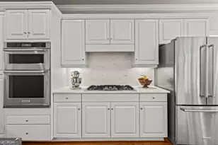 4120 Paran Pointe Dr, Atlanta, GA 30327 - Photo 21