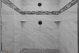 4120 Paran Pointe Dr, Atlanta, GA 30327 - Photo 35