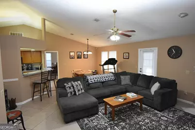 200 McIntosh Drive, Saint Marys, GA 31558 - Photo 5