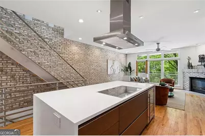 1327 Peachtree View NE, Brookhaven, GA 30319 - Photo 13