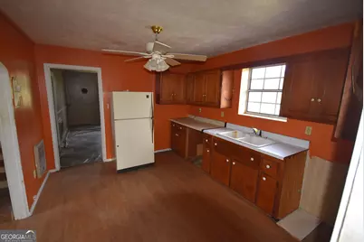 690 Ledford Avenue SE, Dalton, GA 30721 - Photo 5