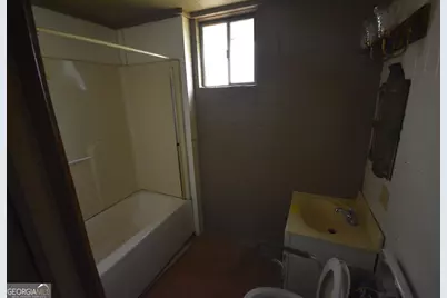 690 Ledford Avenue SE, Dalton, GA 30721 - Photo 9